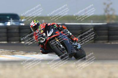 media/Sep-20-2025-TrackDaz (Sat) [[27f0cde673]]/A Group/12pm (Turn 1)/